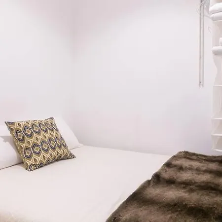 Cozy Apartments In Heart Of Lisbon Bairro Alto Exterior photo